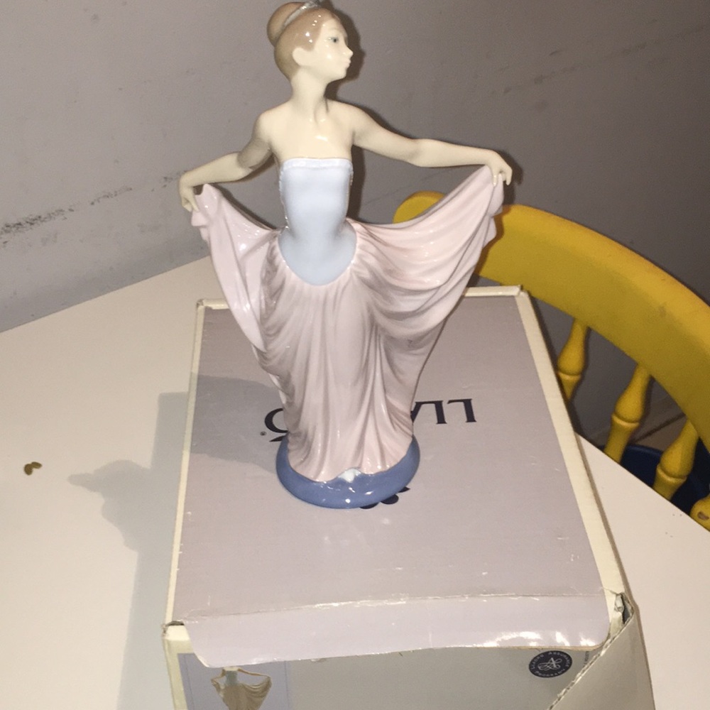 Lladro Ballerina